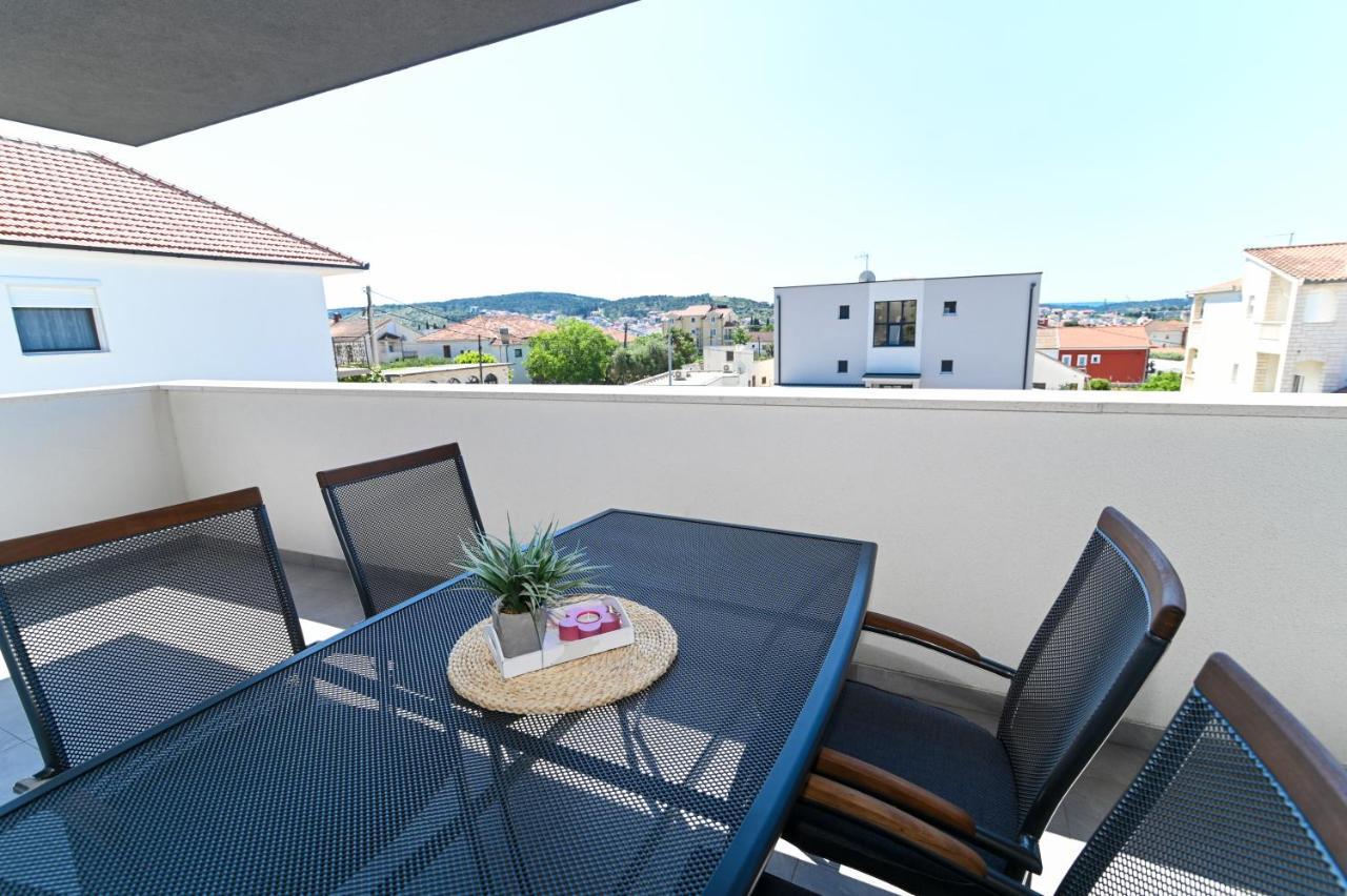Apartment Laura, Free Parking, Balcony, 4 Ppl 特罗吉尔 外观 照片