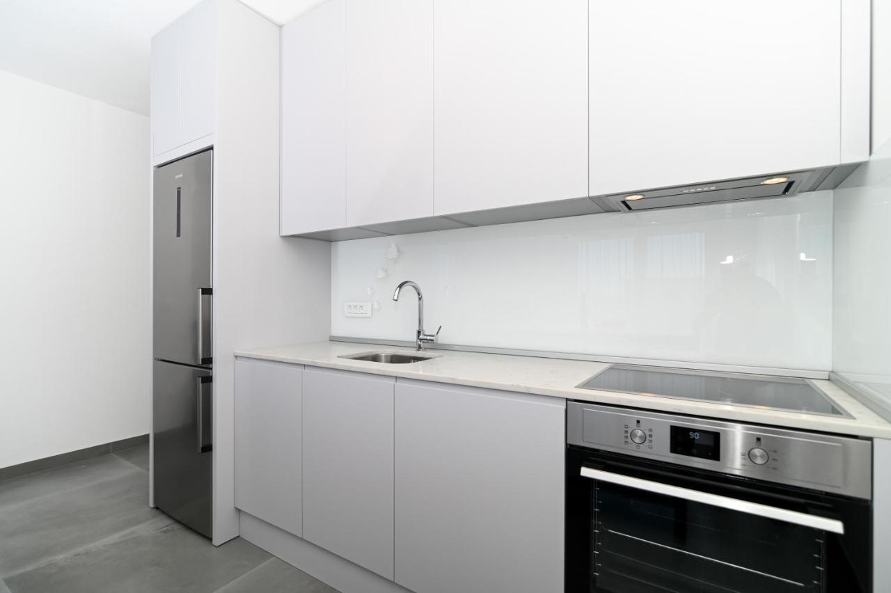 Apartment Laura, Free Parking, Balcony, 4 Ppl 特罗吉尔 外观 照片