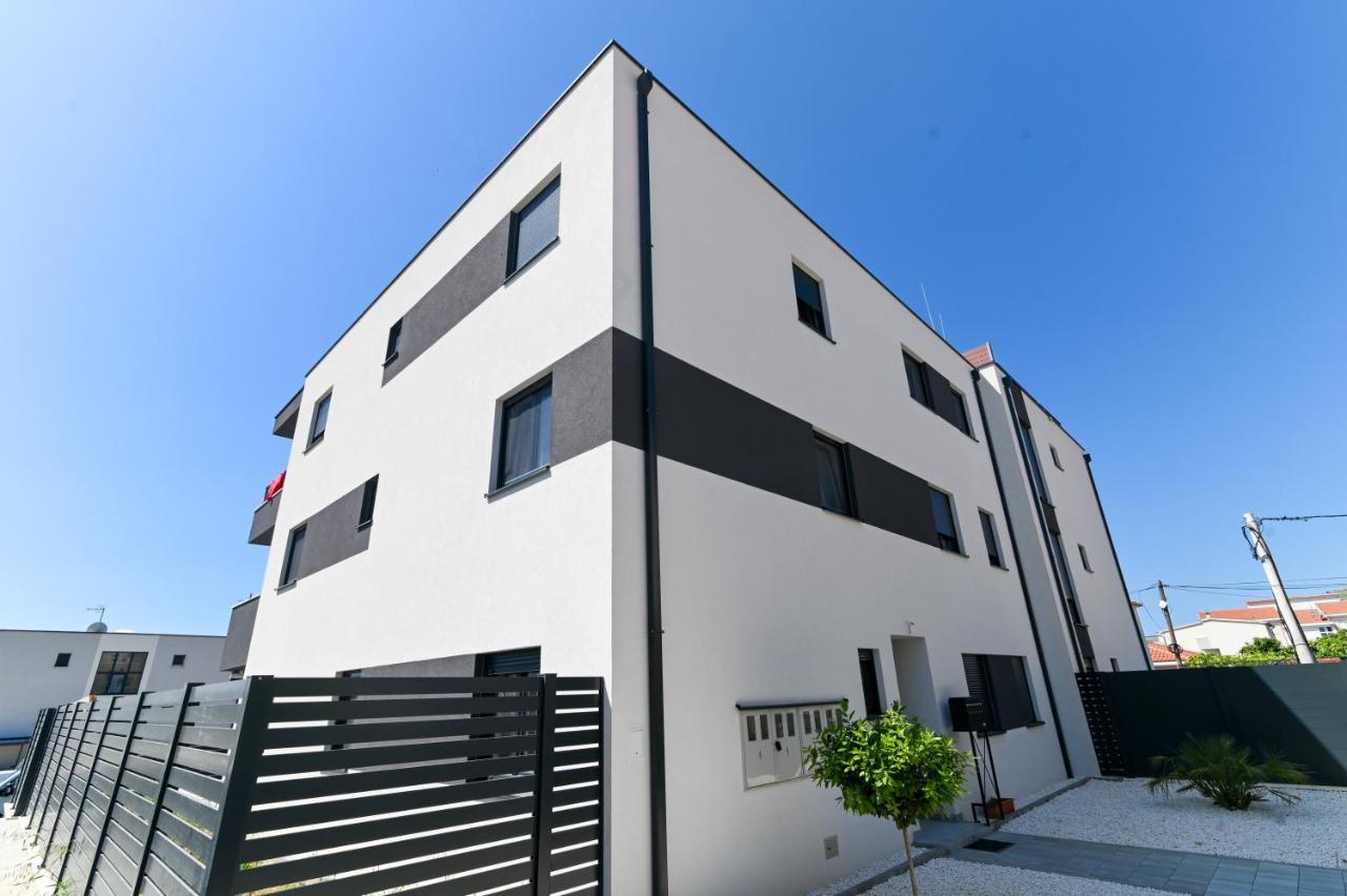 Apartment Laura, Free Parking, Balcony, 4 Ppl 特罗吉尔 外观 照片